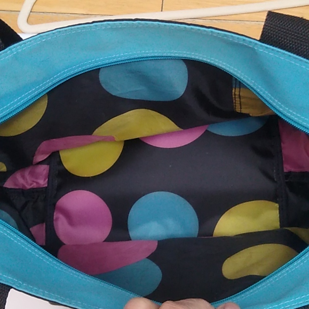 Bloomingdale's Large Black Tote - Picture 3 of 8